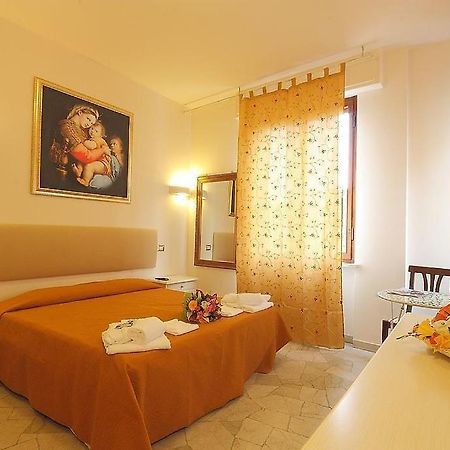 Arcadia Guesthouse Firenze Bagian luar foto